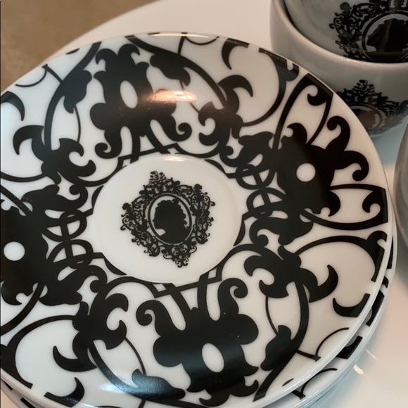 Sweet adorable petite demi tea set - Picture 2 of 7